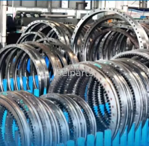 DX420 DX420LC DH480 Doosan Excavator Spare Parts 140109-00007A स्विंग सर्कल स्लीव रिंग के लिए स्लीविंग असर