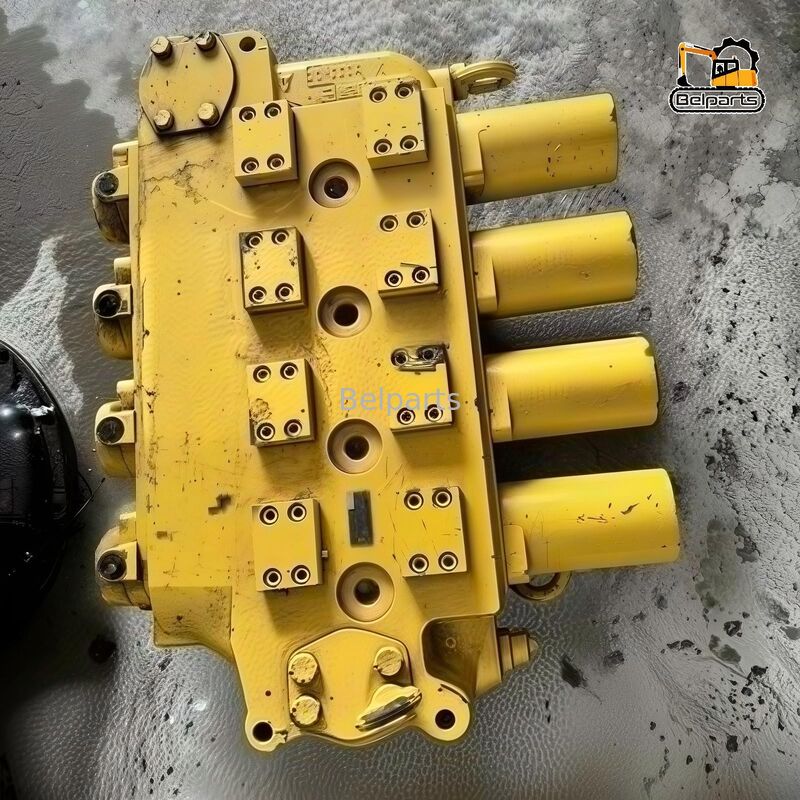 मुख्य हाइड्रोलिक कंट्रोल वाल्व PC3000-6 के लिए KOMATSU खुदाई मशीन भागों 90774240 65516840 65516740 97799240 97799340 मूल वितरक संलग्नक