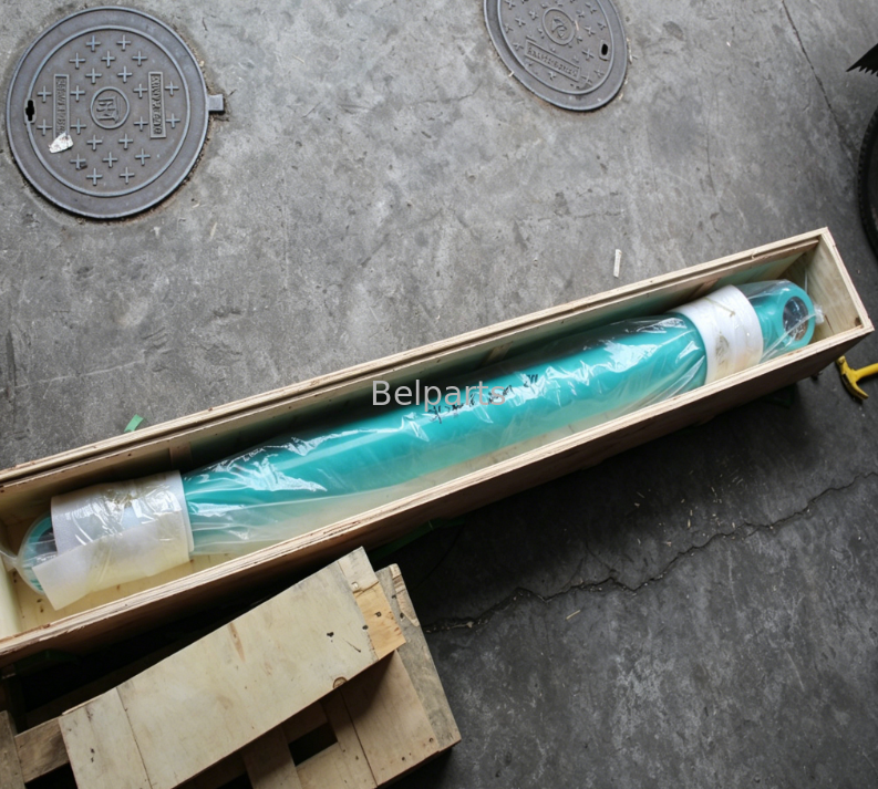 PC800LC-8 PC800-8 कोमात्सु खुदाई स्पेयर पार्ट्स 707-01-0C040 आफ्टरमार्केट उच्च गुणवत्ता के लिए हाइड्रोलिक बूम सिलेंडर
