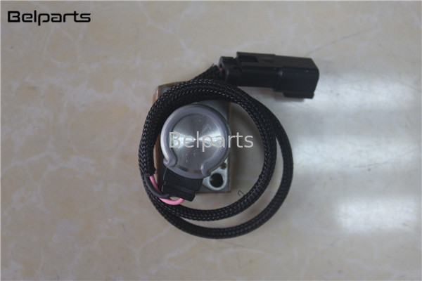 Belparts खुदाई स्पेयर पार्ट हाइड्रोलिक पंप नियंत्रण पायलट वाल्व 702-21-57400 PC200-8 PC220-8 PC300-8 के लिए सोलेनॉइड वाल्व