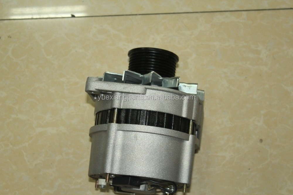 PC210-6K रेगुलेटर अल्टरनेटर के लिए खुदाई करने वाला 6735-81-6110 जेनरेटर अल्टरनेटर